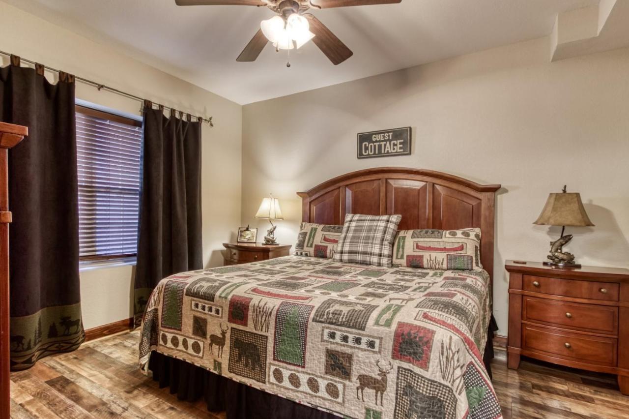 Gorgeous 2Bd 2Bth Condo With Mountain Views Pool Hot Tub Game Room Close To Parkway Pigeon Forge Εξωτερικό φωτογραφία