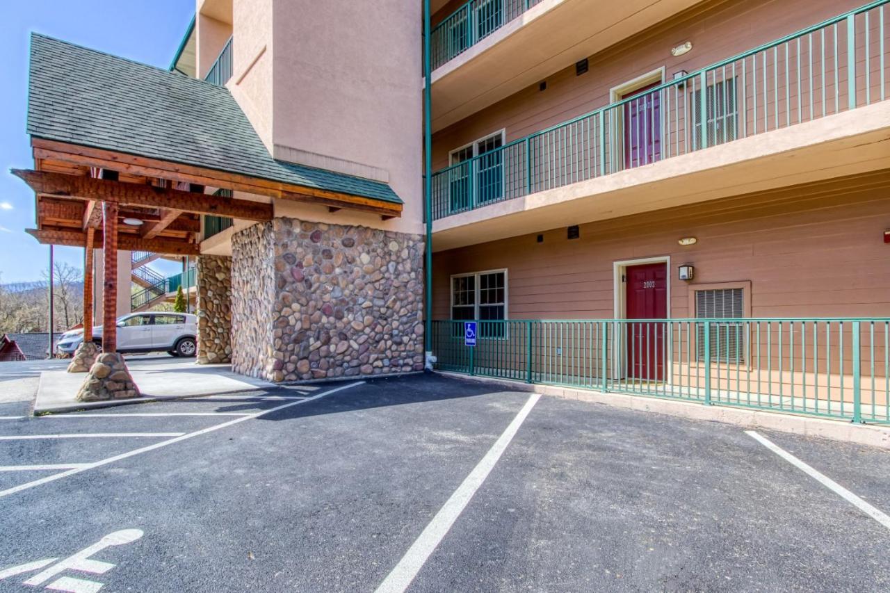 Gorgeous 2Bd 2Bth Condo With Mountain Views Pool Hot Tub Game Room Close To Parkway Pigeon Forge Εξωτερικό φωτογραφία